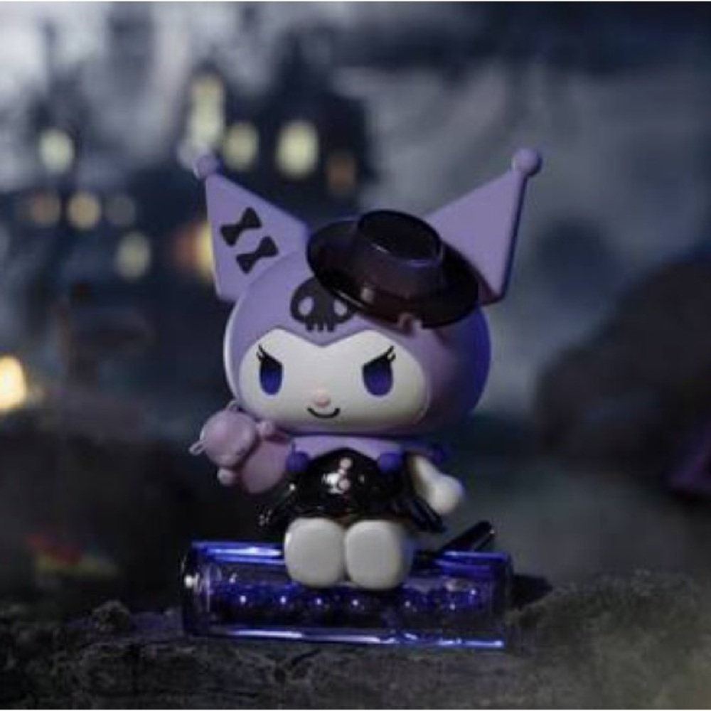 Kuromi Pathfinder Puppet - Picture 2 of 4